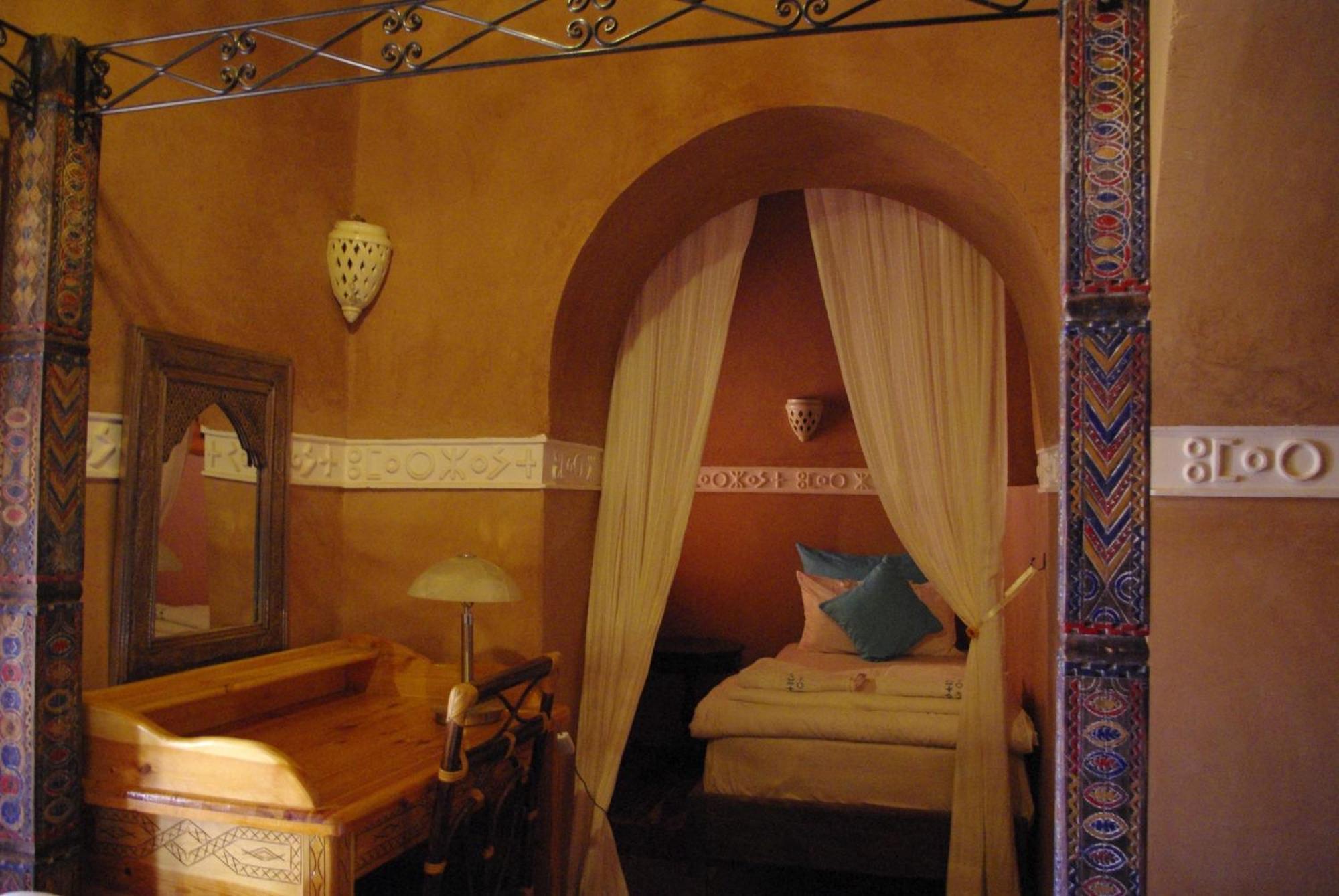 Kasbah Hotel Ait Omar Nkob Exterior photo